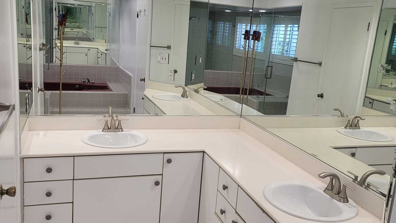 Photo of Bathroom in Hermosa Beach