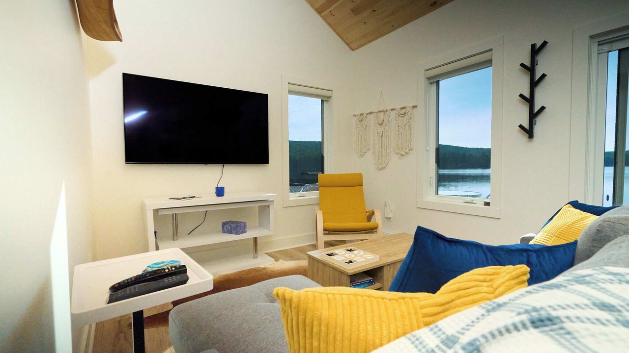 Photo of Livingroom in Canterbury