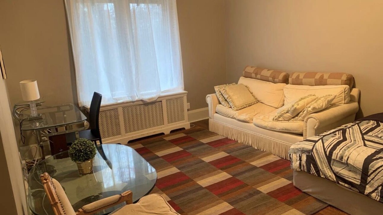 Photo of Livingroom in Forest Hill South