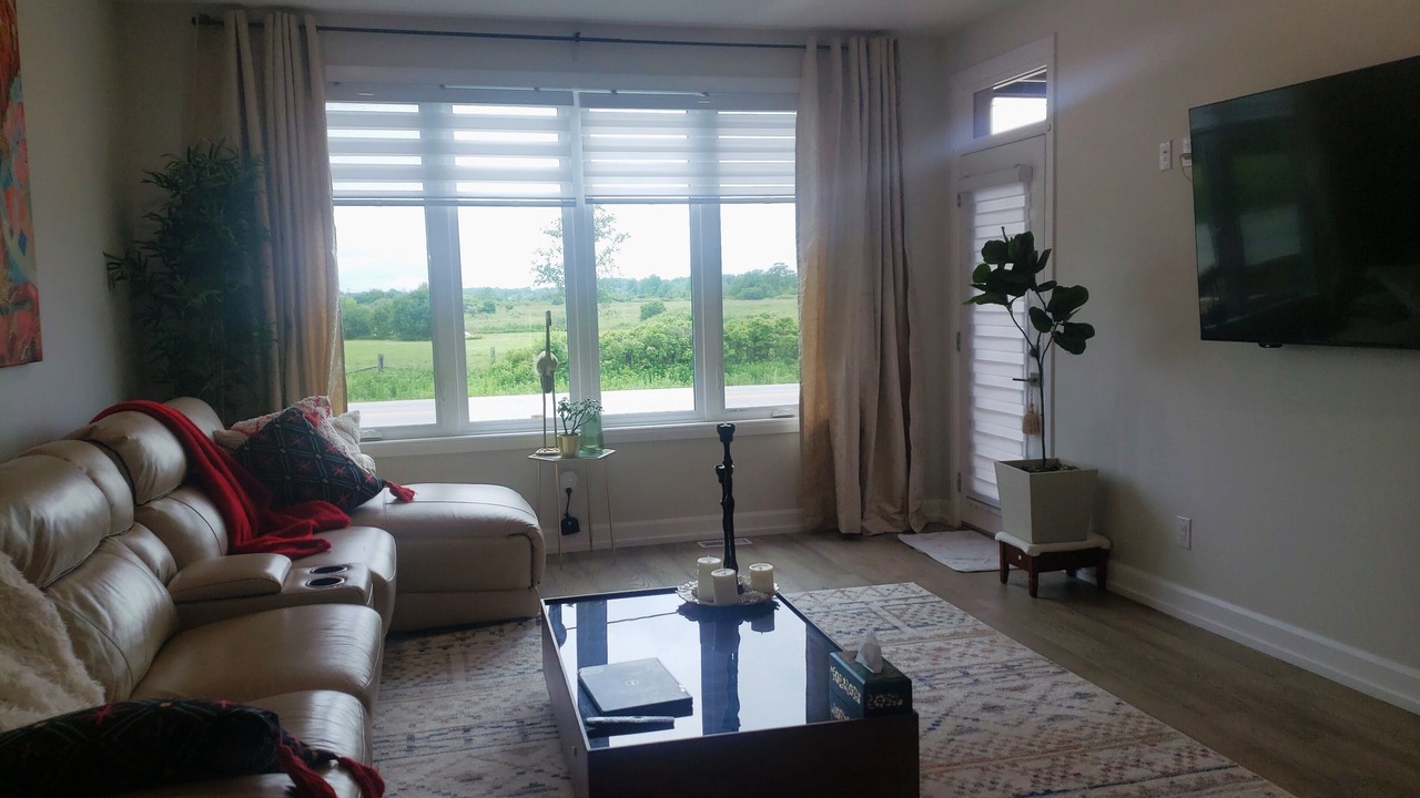 Photo of Livingroom in Niagara Falls