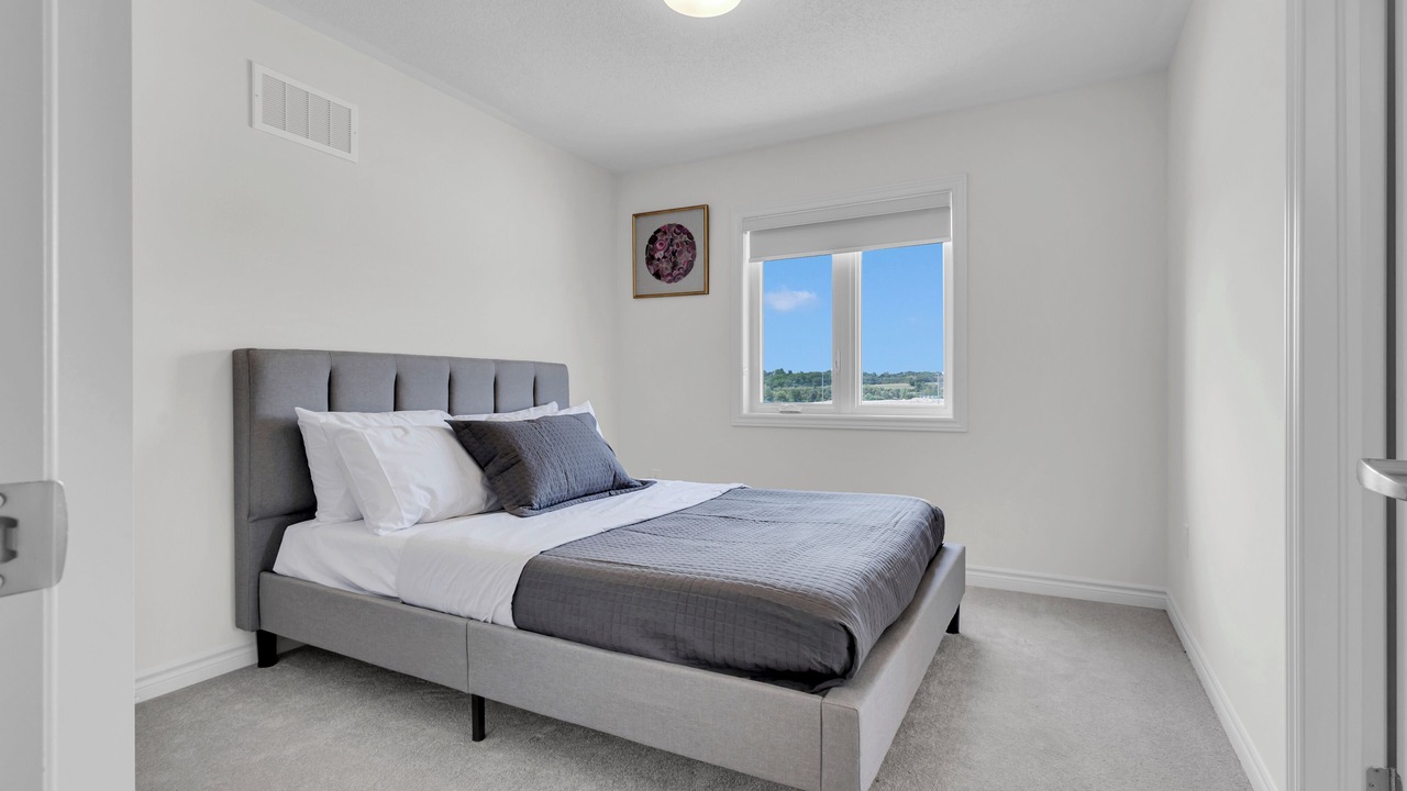 Photo of Bedroom in Cobourg