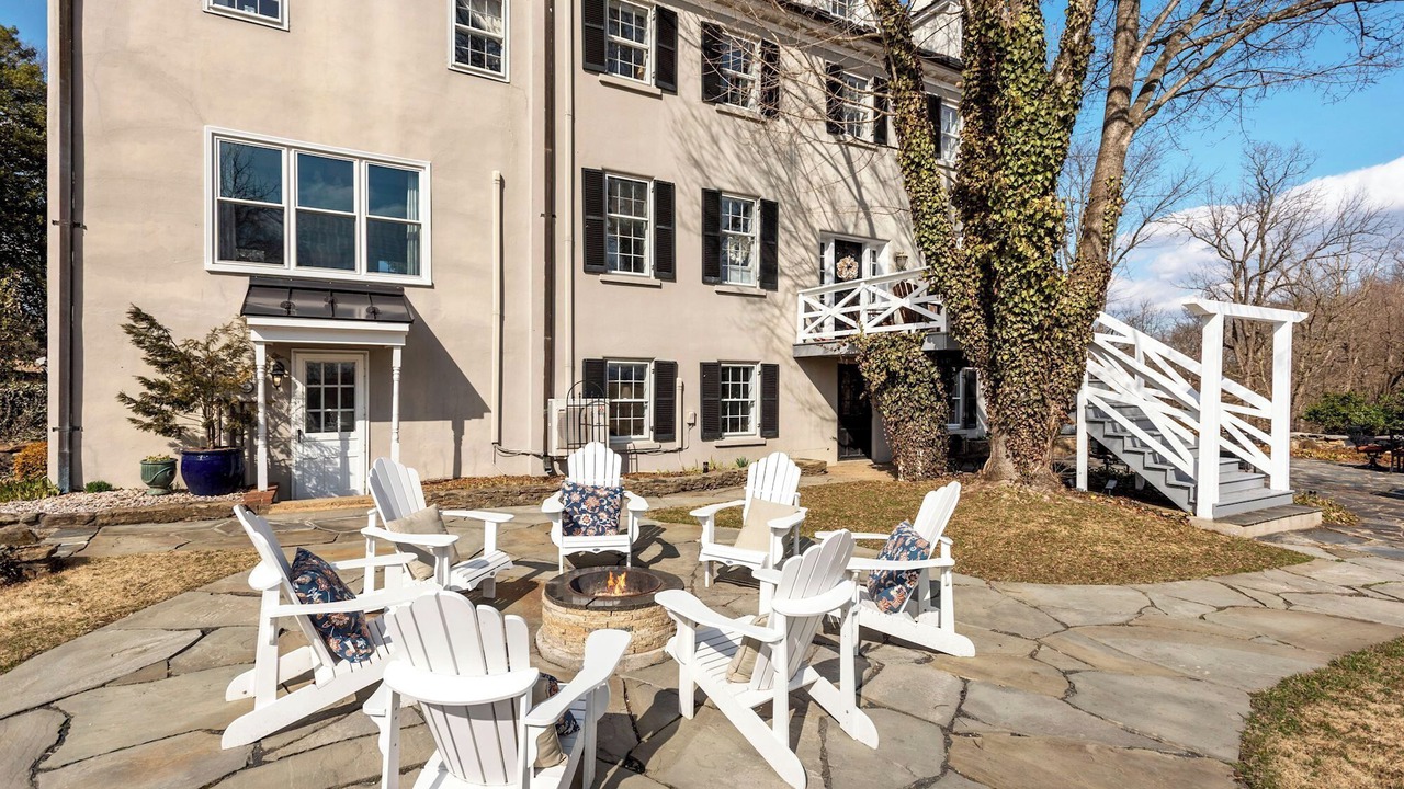 Photo of Patio Balcony in Middleburg