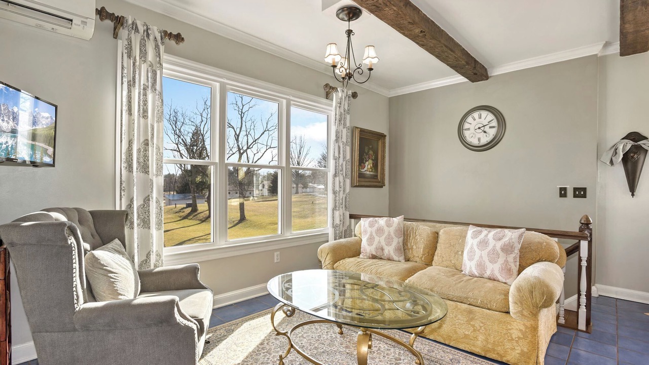 Photo of Livingroom in Middleburg