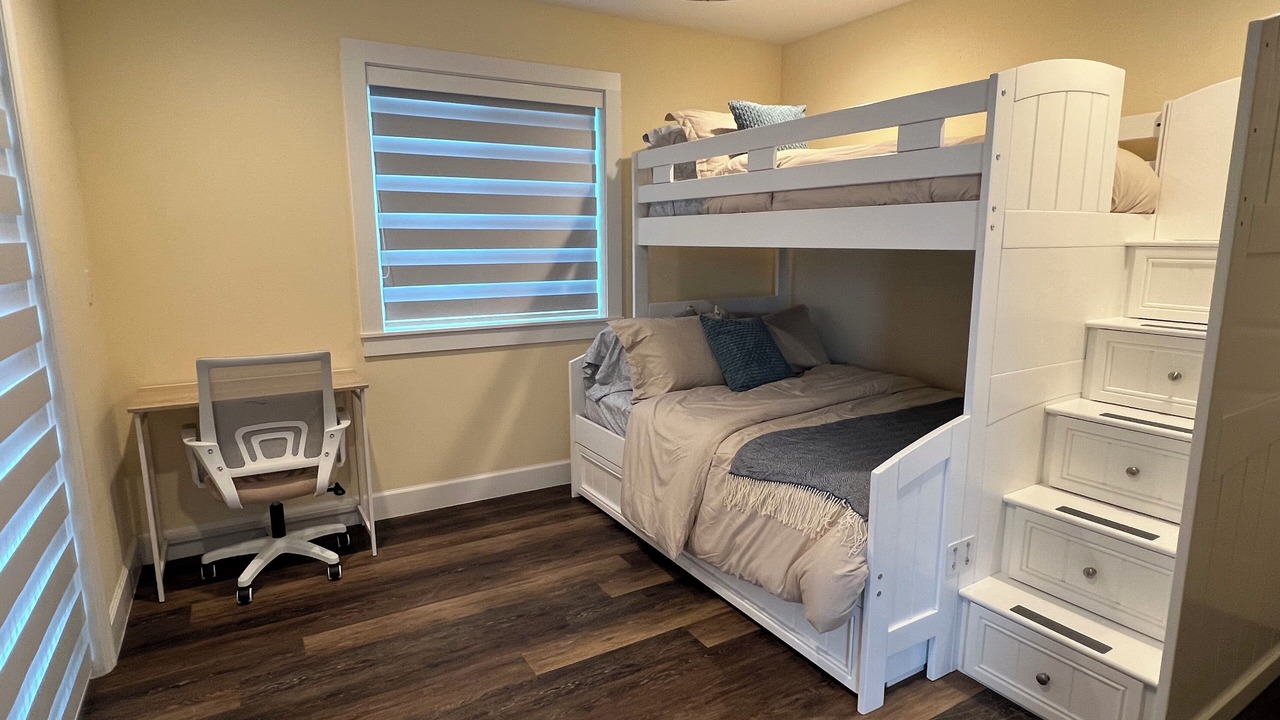 Photo of Bedroom in Beverly Beach