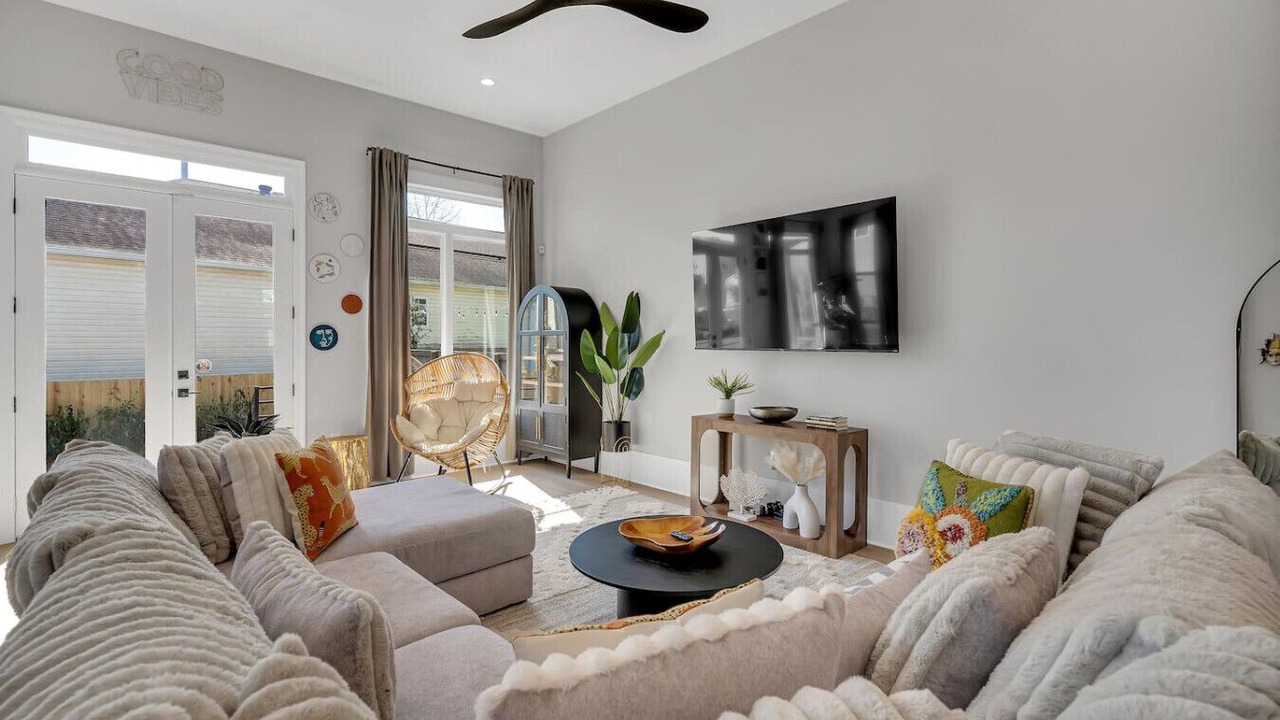 Photo of Livingroom in Tulane - Gravier