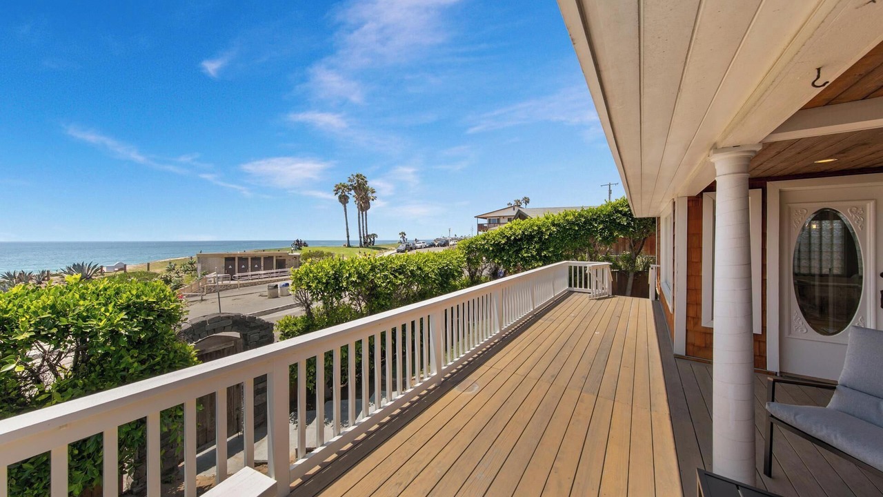Photo of Patio Balcony in North Pacific Beach