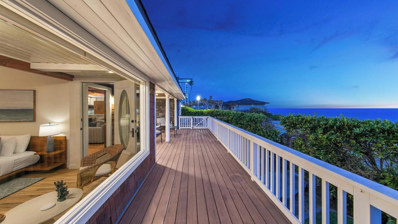 Photo of Patio Balcony in North Pacific Beach