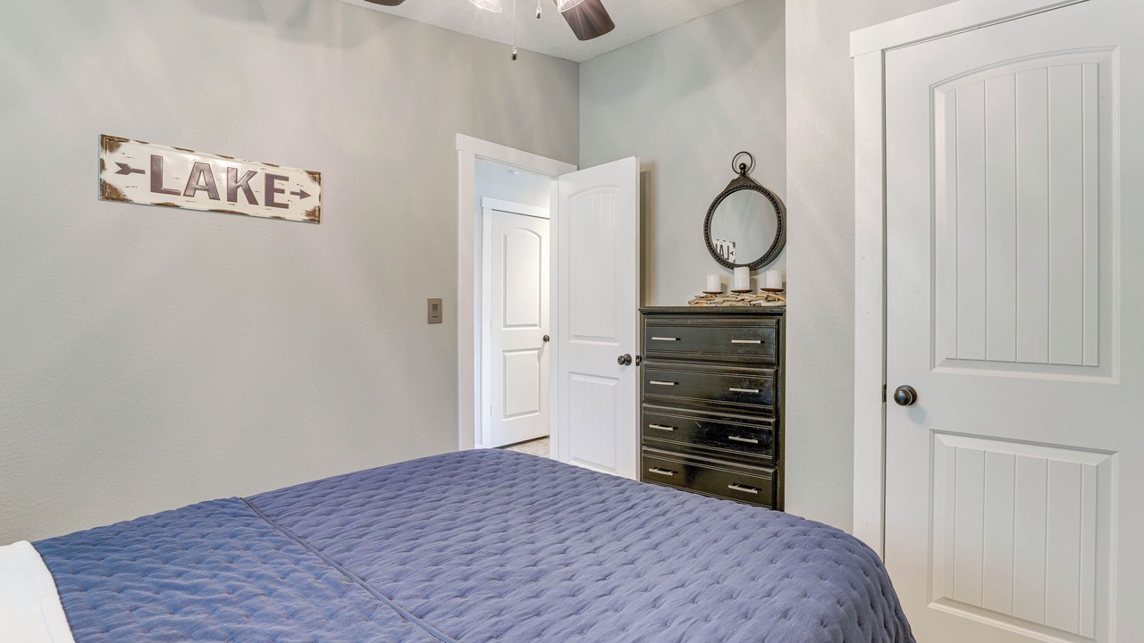 Photo of Bedroom in Golden