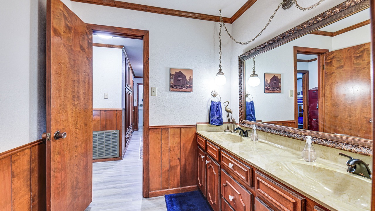 Photo of Bathroom in Mead