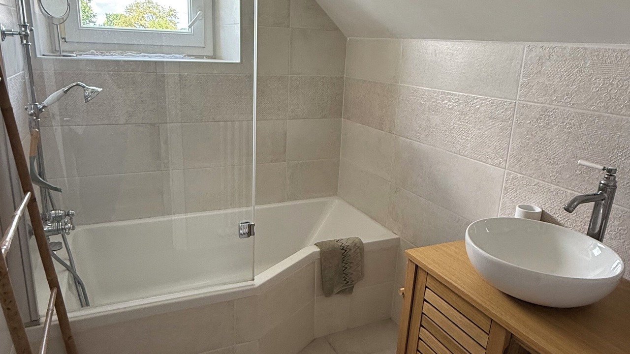 Photo of Bathroom in Saint-Gilles-du-Mene