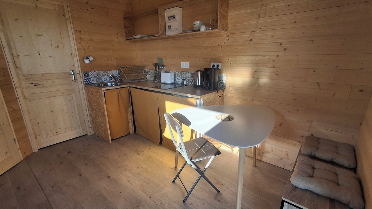 Photo of Kitchen in Saint-Gilles-du-Mene
