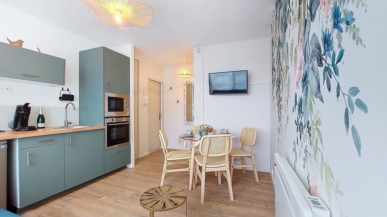 Photo of Bedroom in Saint-Palais-sur-Mer