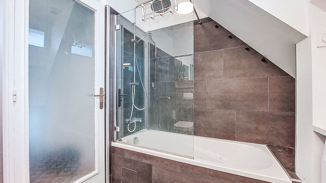 Photo of Bathroom in Vannes