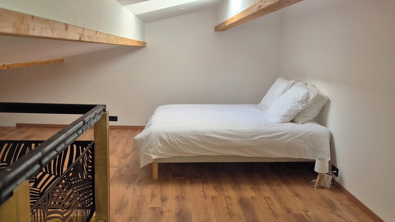Photo of Bedroom in Roubia