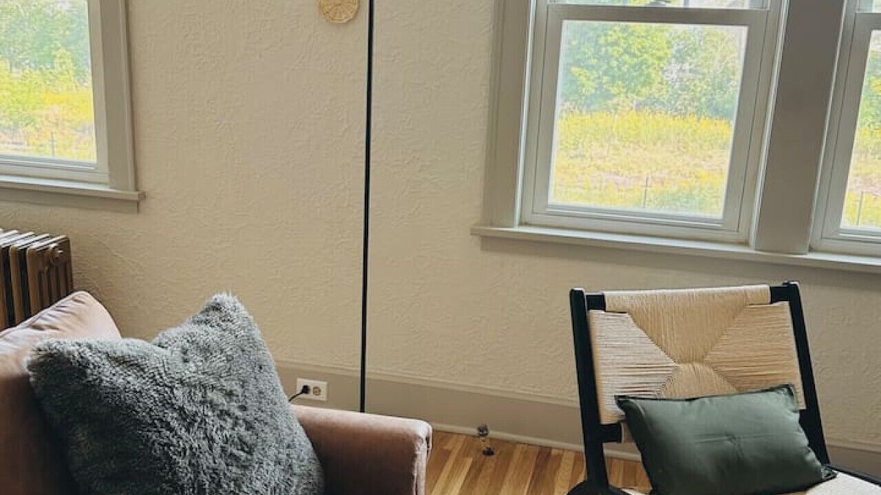 Photo of Livingroom in Lakeside - Lester Park