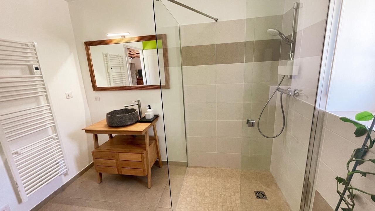 Photo of Bathroom in Courcelles-de-Touraine