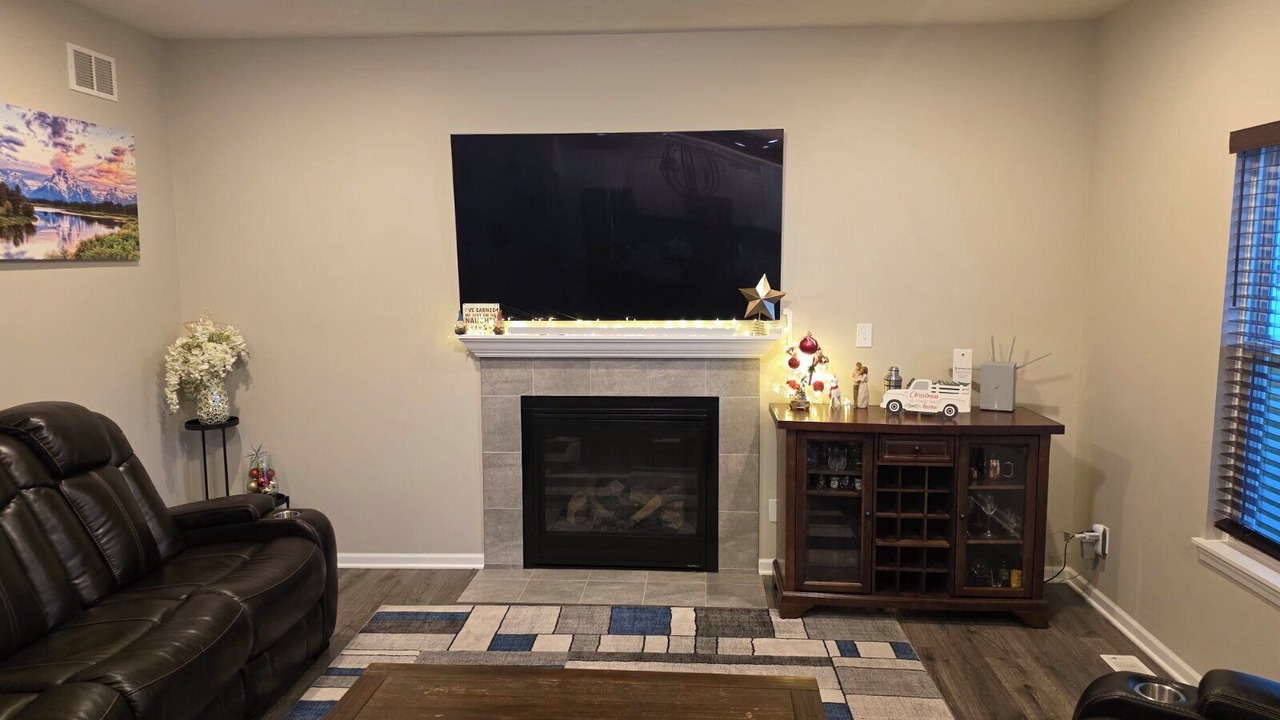 Photo of Livingroom in Dyer