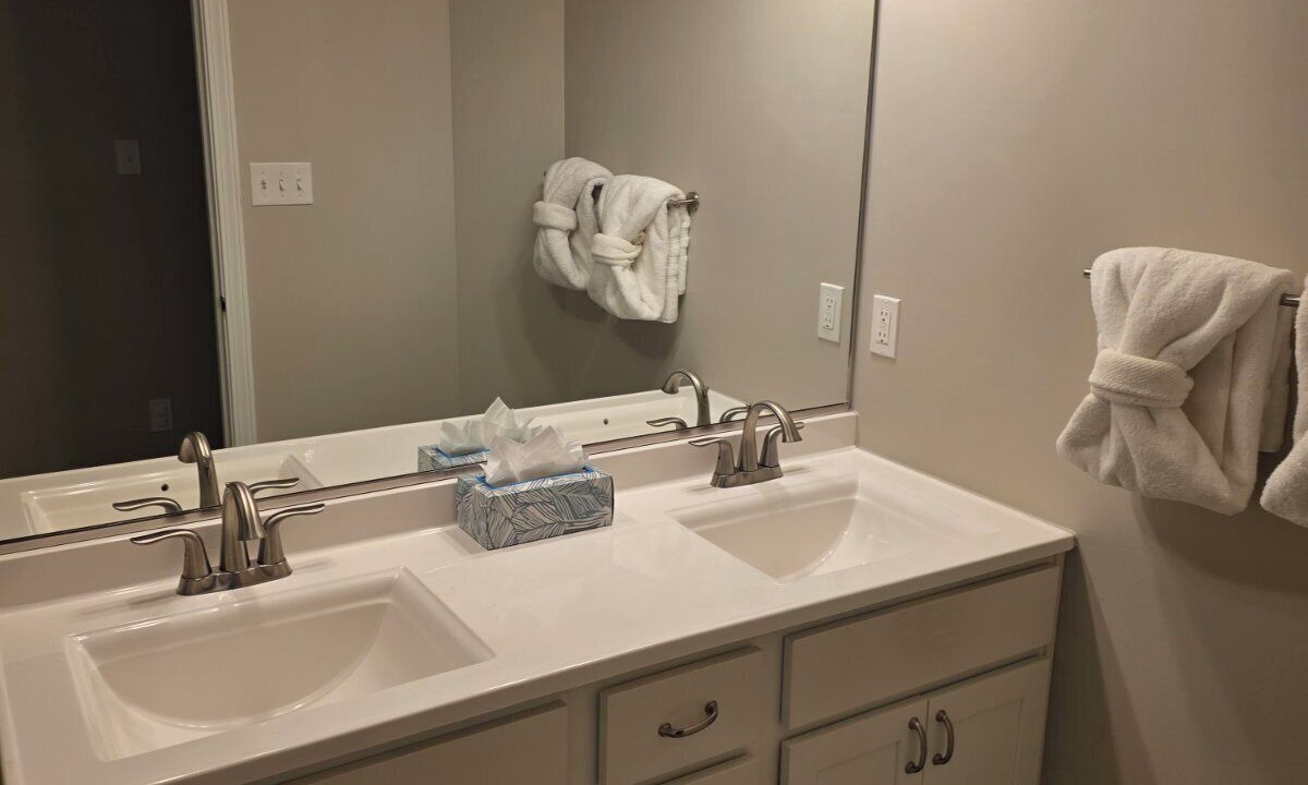 Photo of Bathroom in Dyer