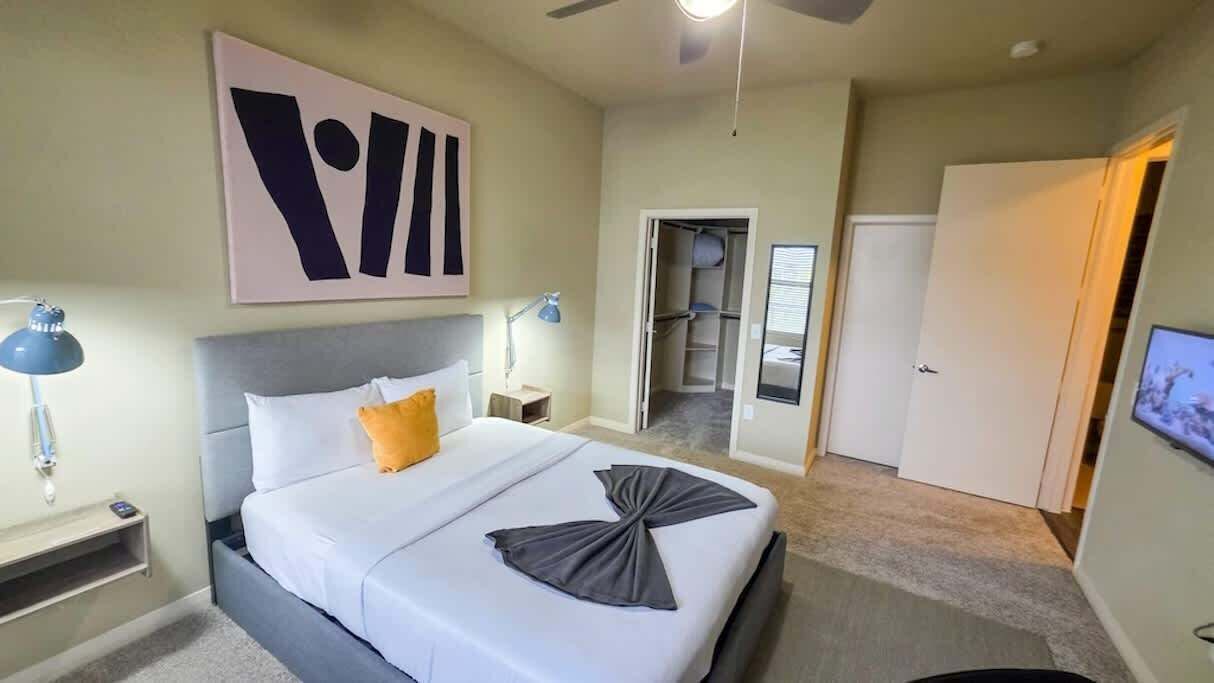 Photo of Bedroom in Uptown
