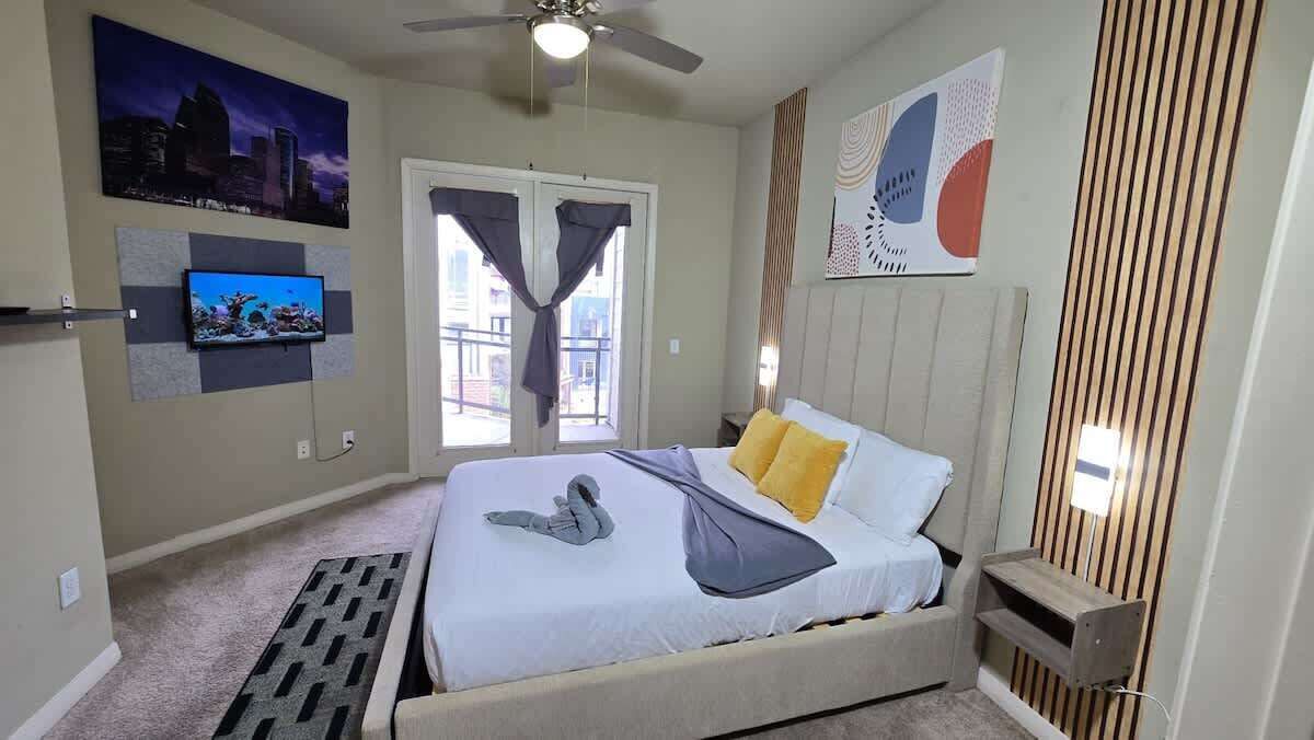 Photo of Bedroom in Uptown
