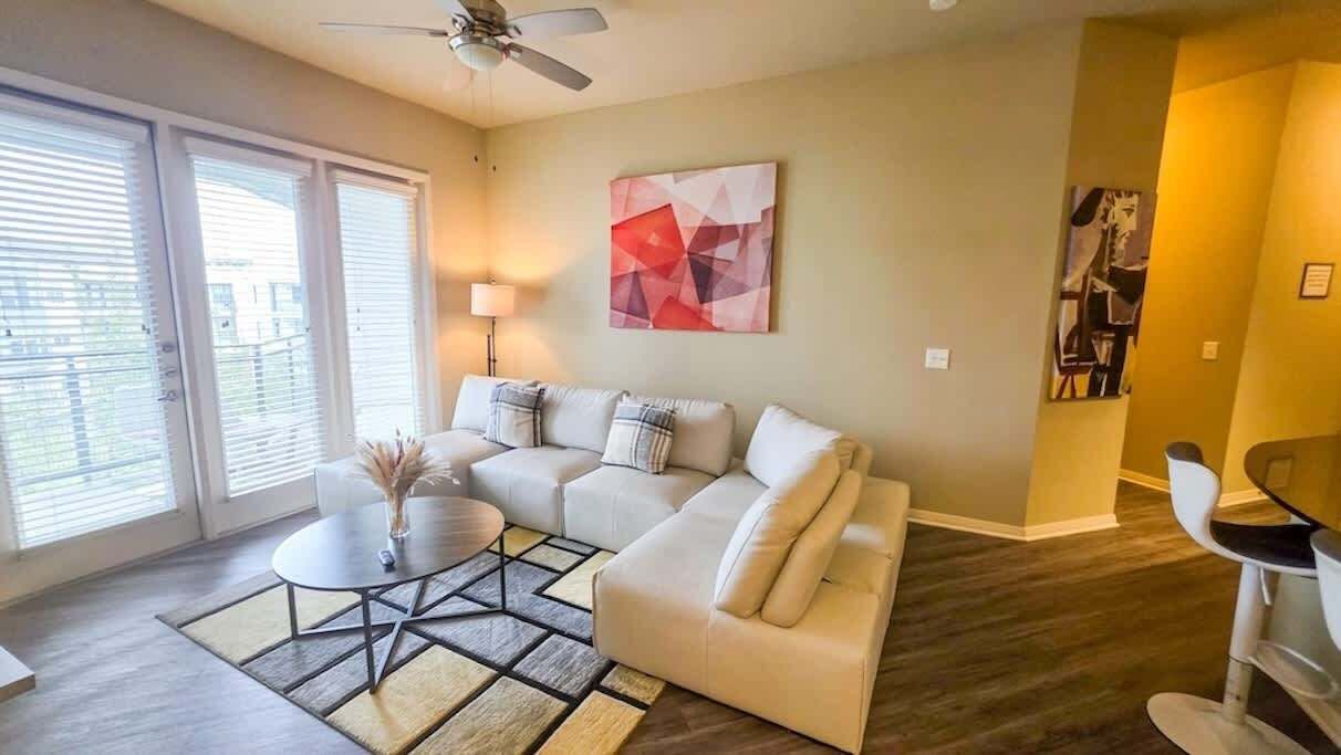Photo of Livingroom in Uptown