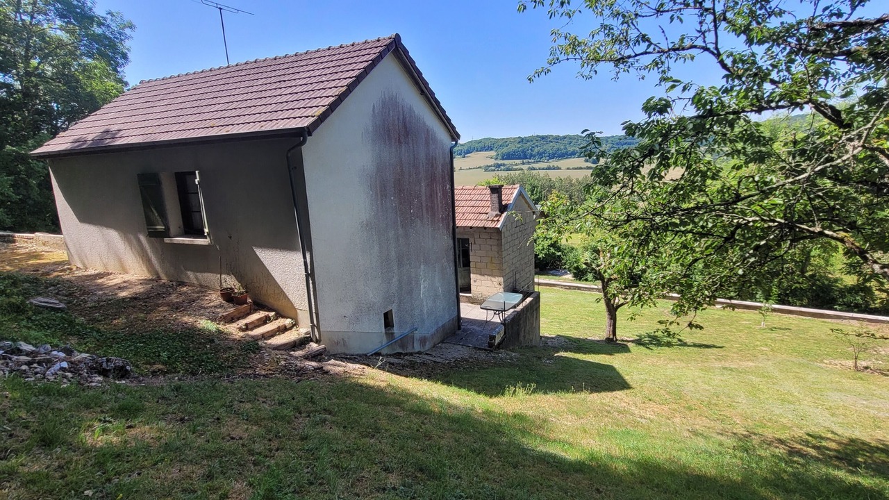 Photo of Outdoor in Salmaise