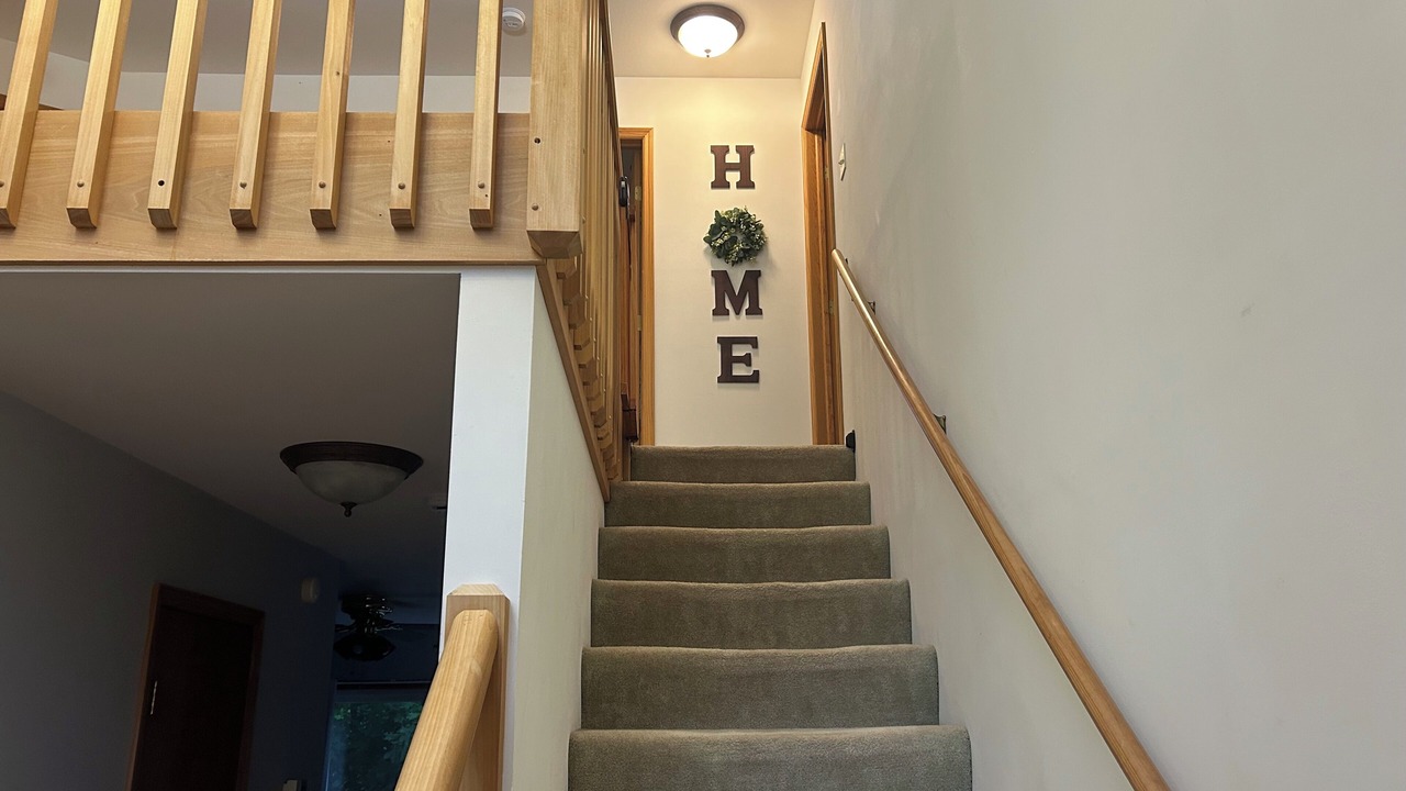 Photo of Others in Henryville