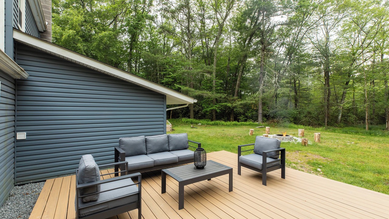 Photo of Patio Balcony in Glen Spey