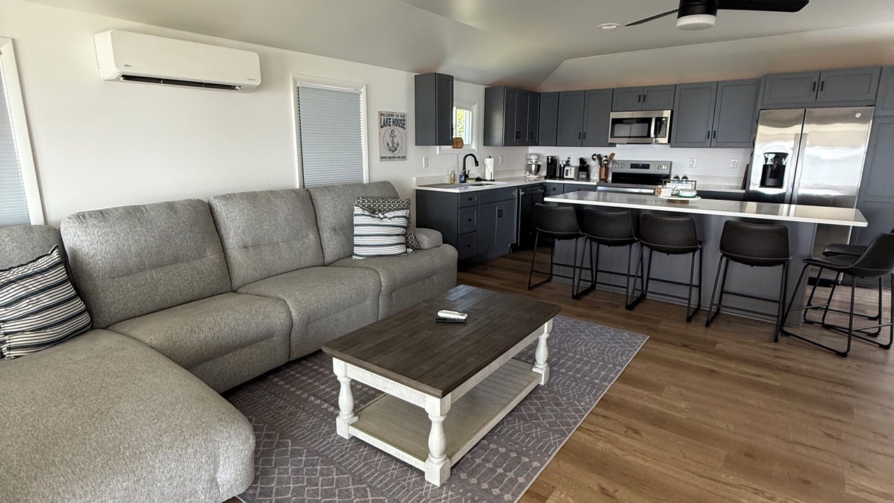 Photo of Livingroom in Sandy Creek