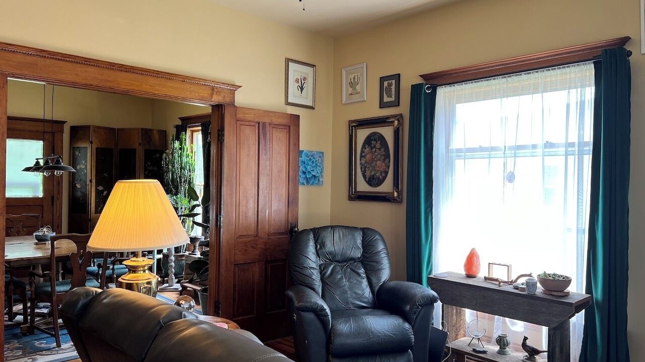 Photo of Livingroom in Aurora