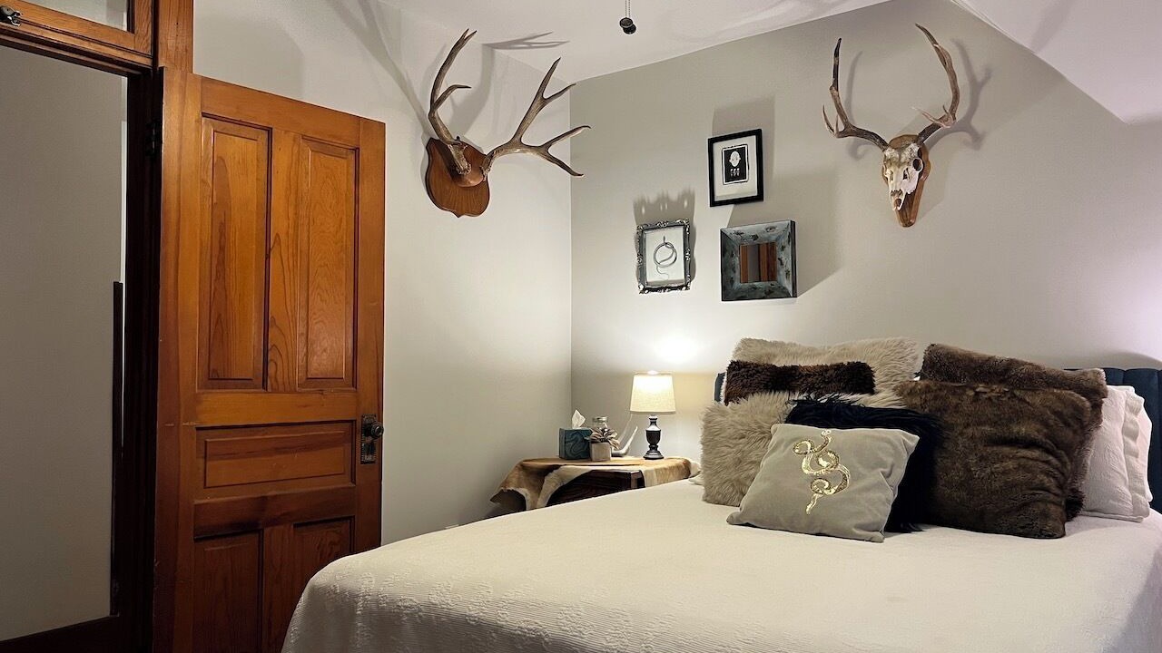 Photo of Bedroom in Aurora