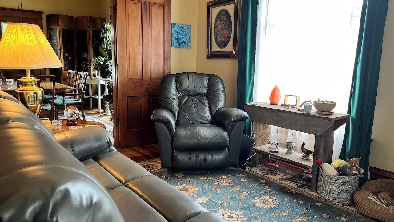 Photo of Livingroom in Aurora