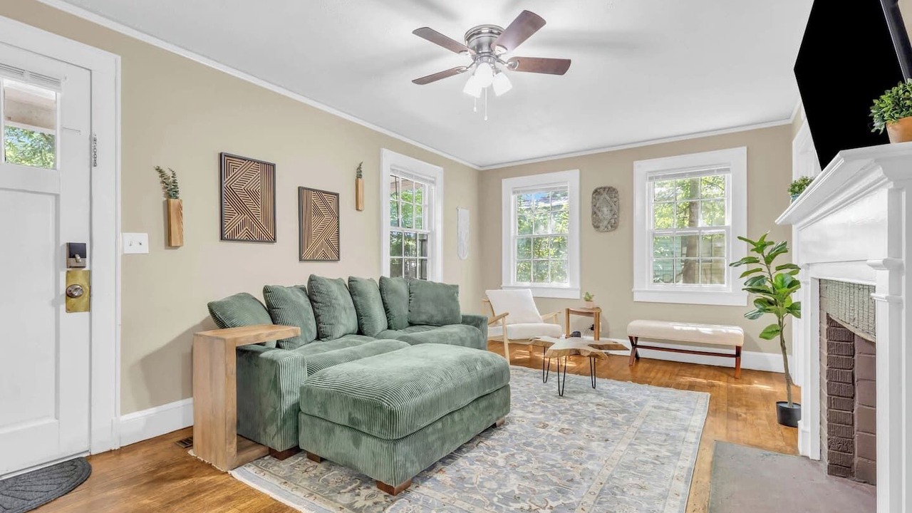 Photo of Livingroom in Judson