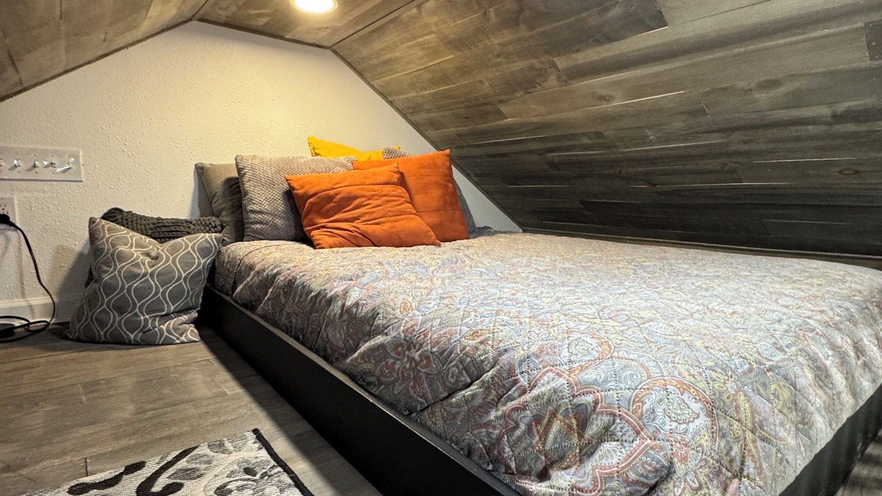 Photo of Bedroom in Hot Springs