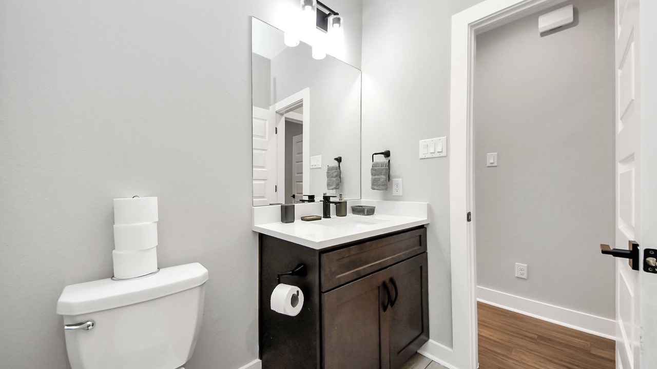 Photo of Bathroom in Clodine