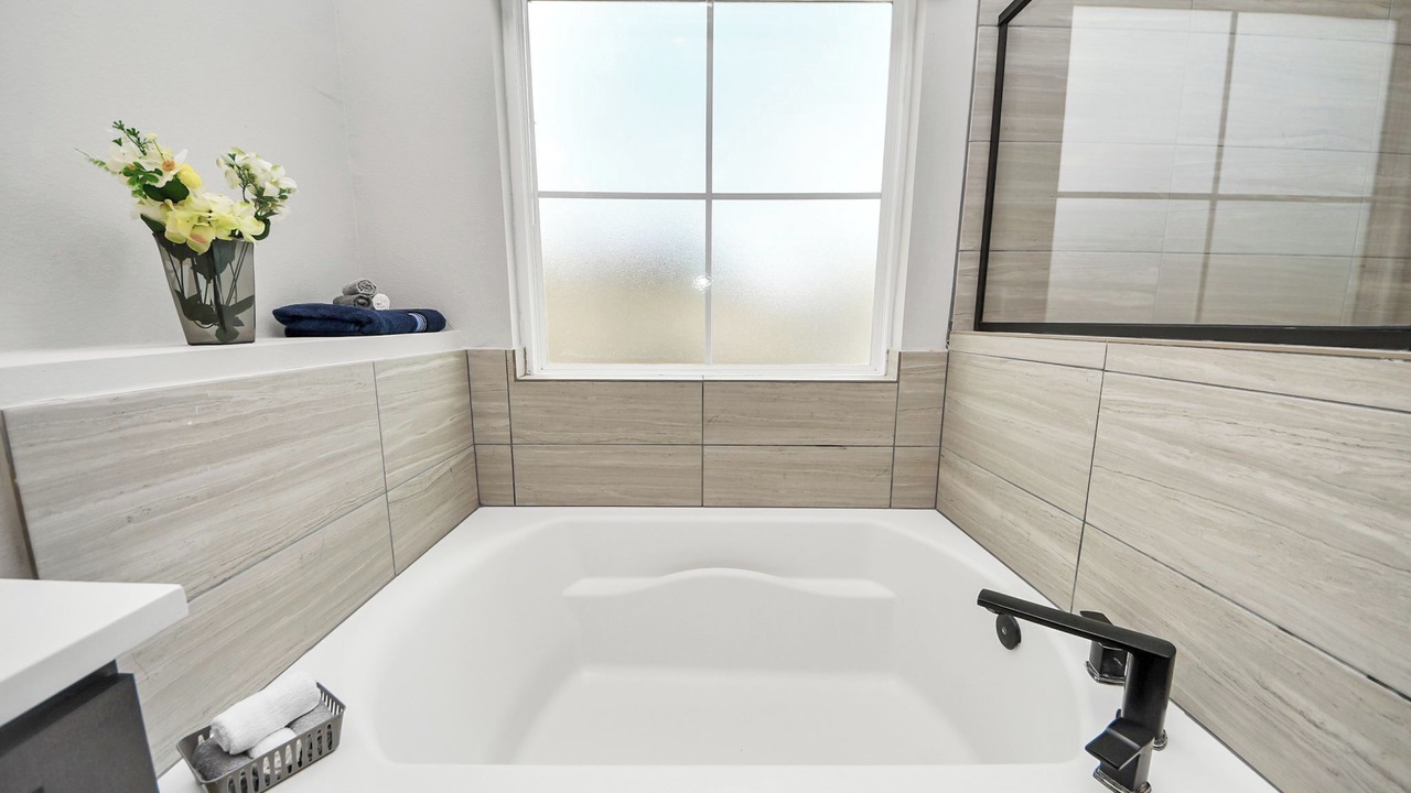 Photo of Bathroom in Clodine