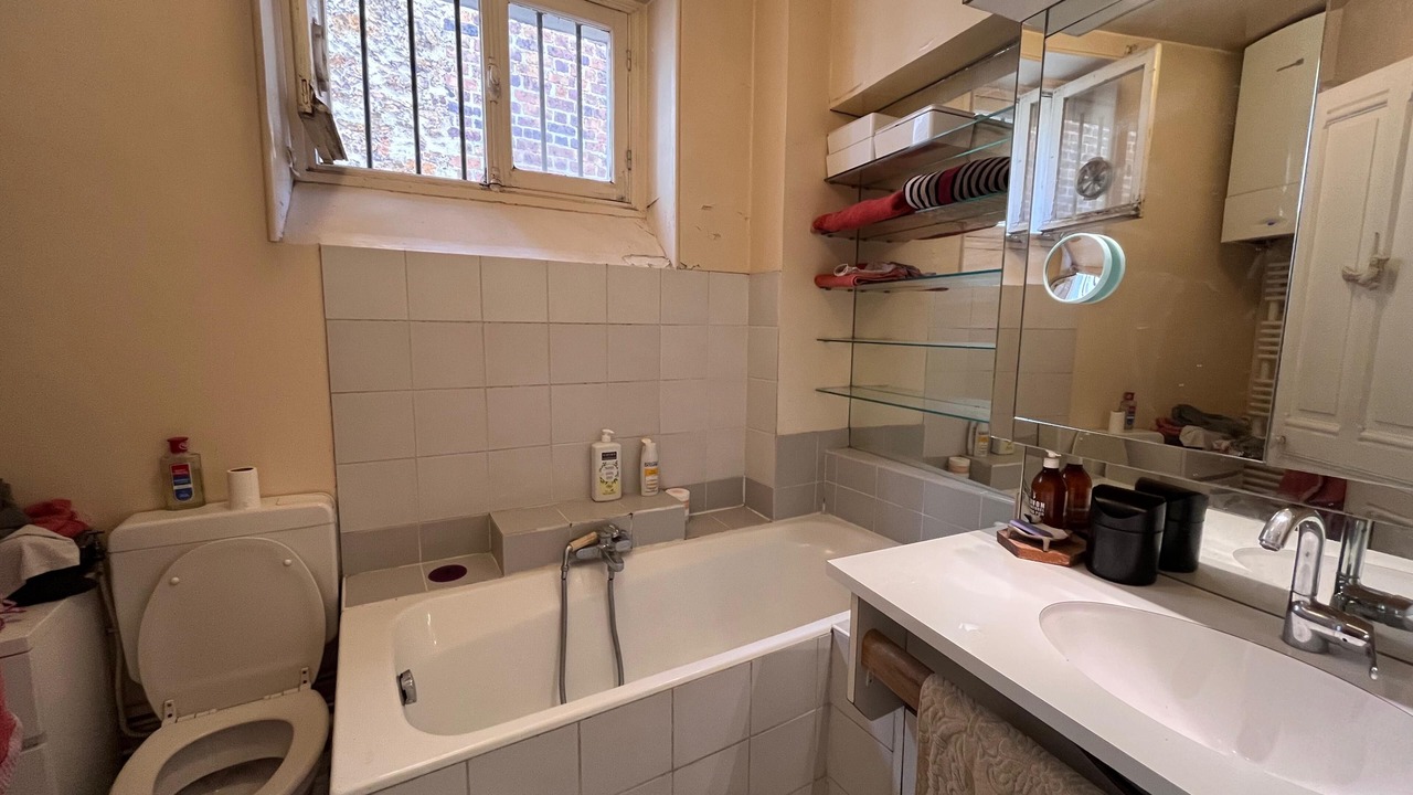 Photo of Bathroom in 6th Arrondissement