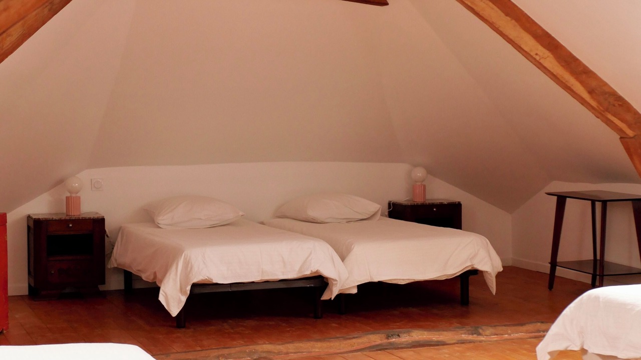 Photo of Bedroom in Vienne-en-Arthies