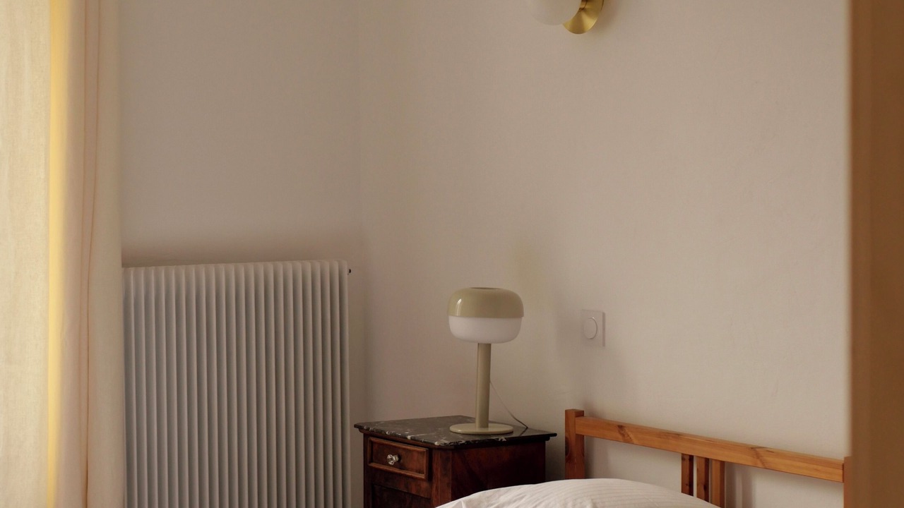 Photo of Bedroom in Vienne-en-Arthies