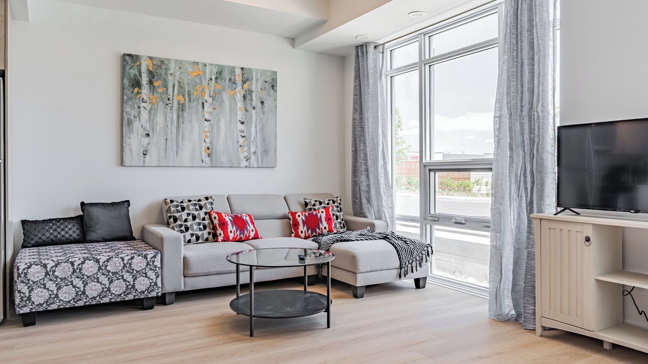 Photo of Livingroom in Oshawa