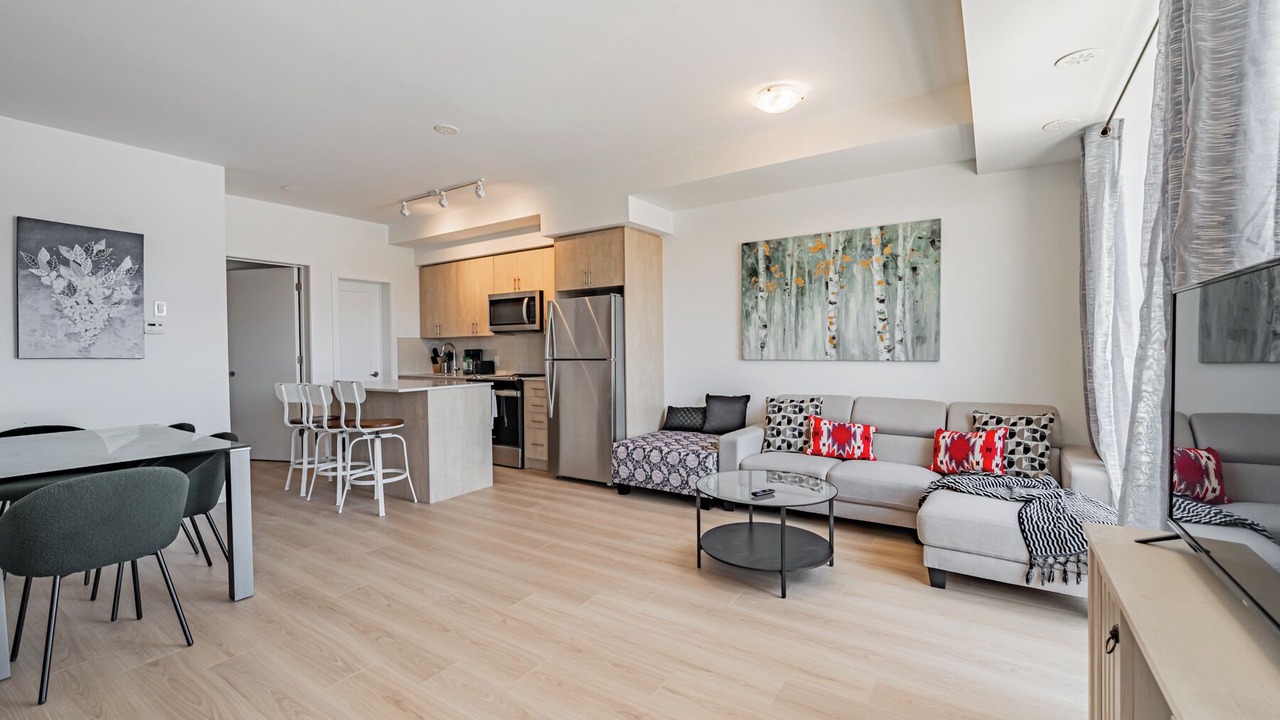 Photo of Livingroom in Oshawa