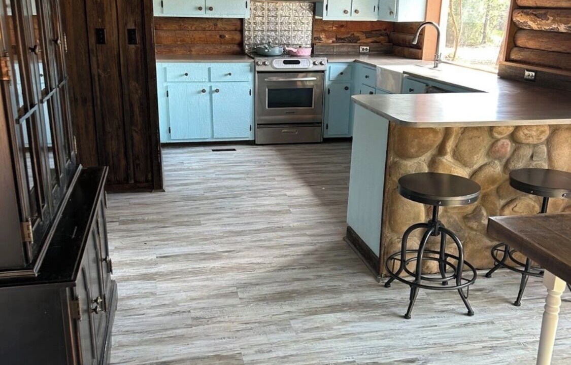 Photo of Kitchen in Albertville
