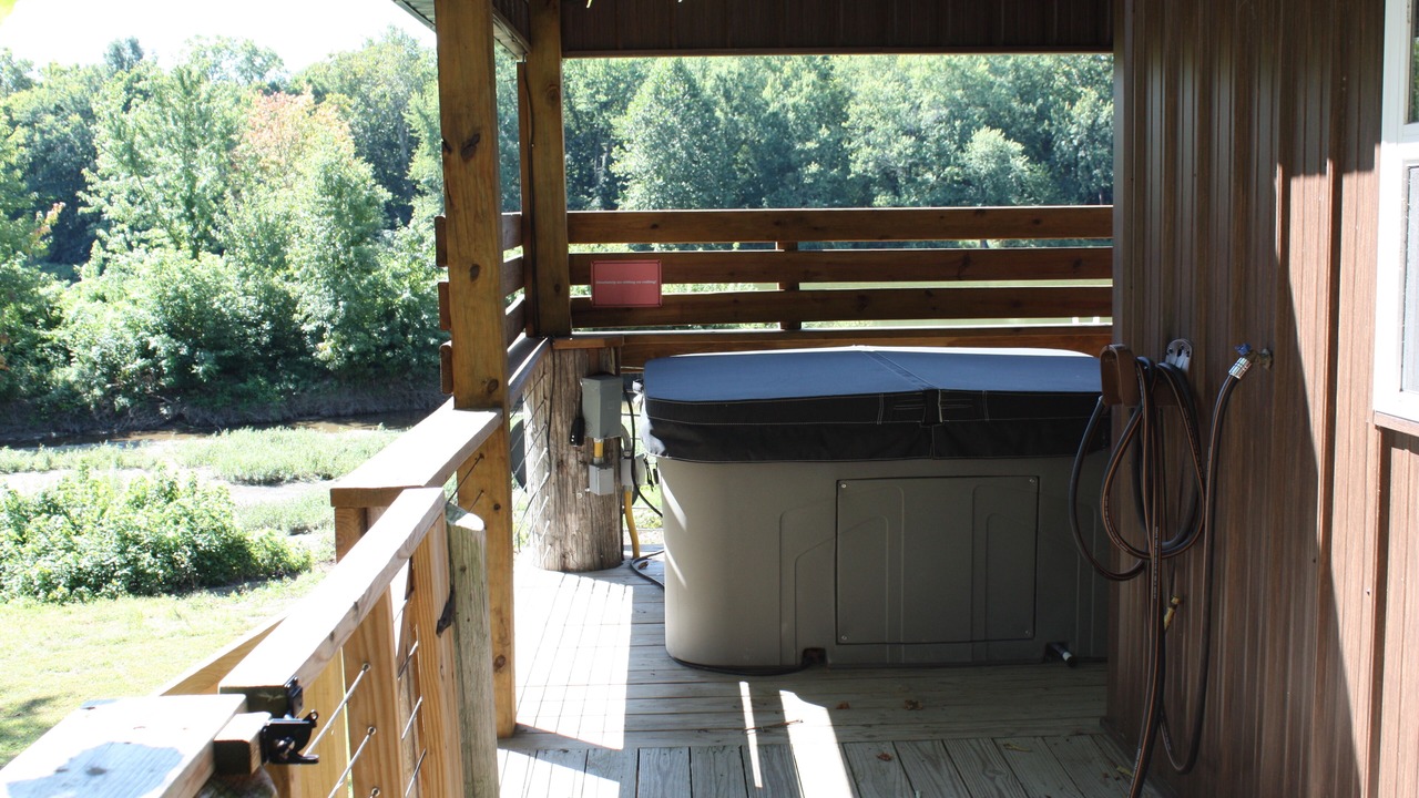 Photo of Patio Balcony in Logansport