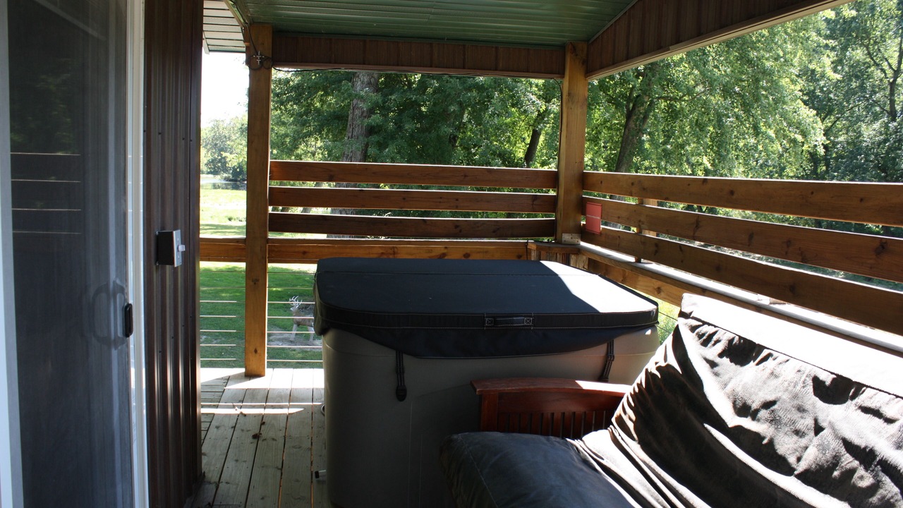 Photo of Patio Balcony in Logansport