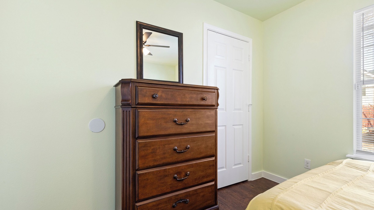 Photo of Bedroom in Montopolis