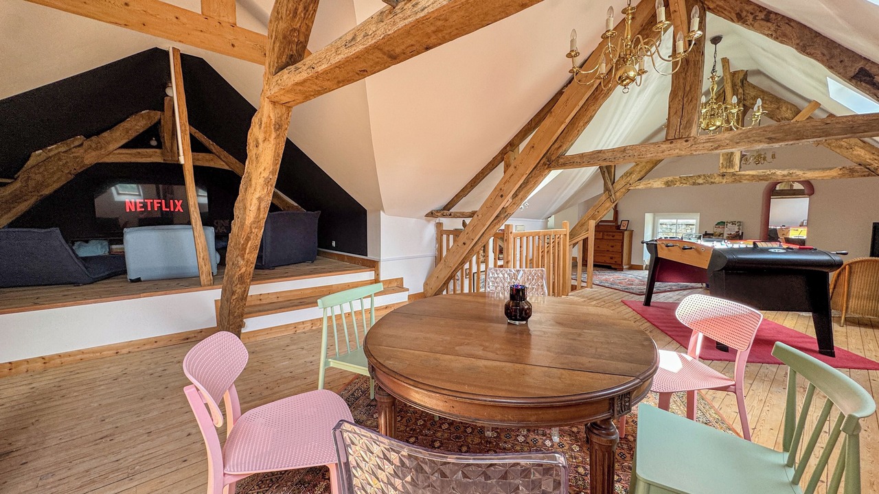 Photo of Others in Cahan