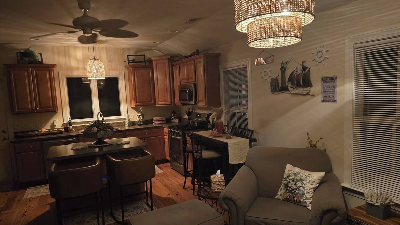 Photo of Livingroom in New Bern