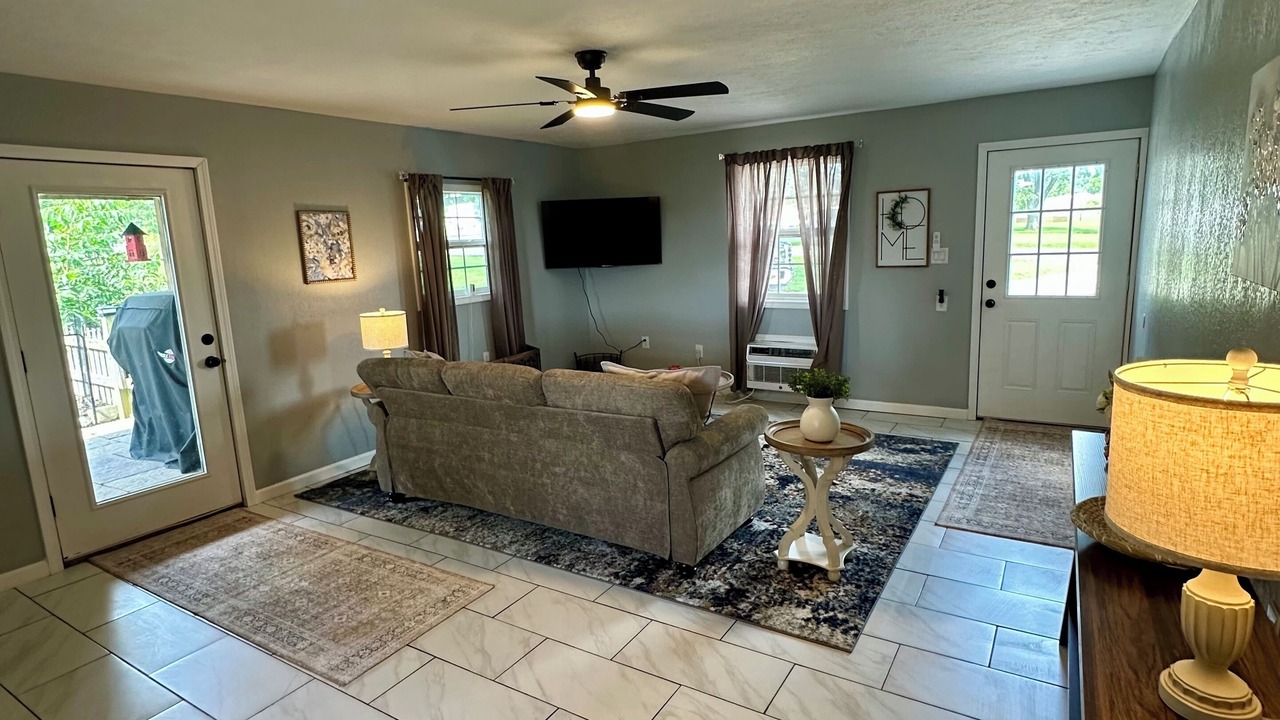 Photo of Livingroom in Ozark