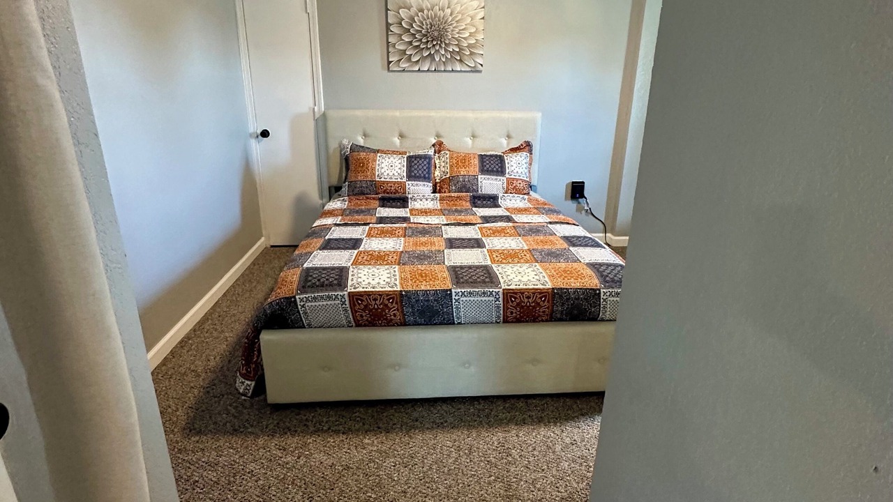 Photo of Bedroom in Ozark