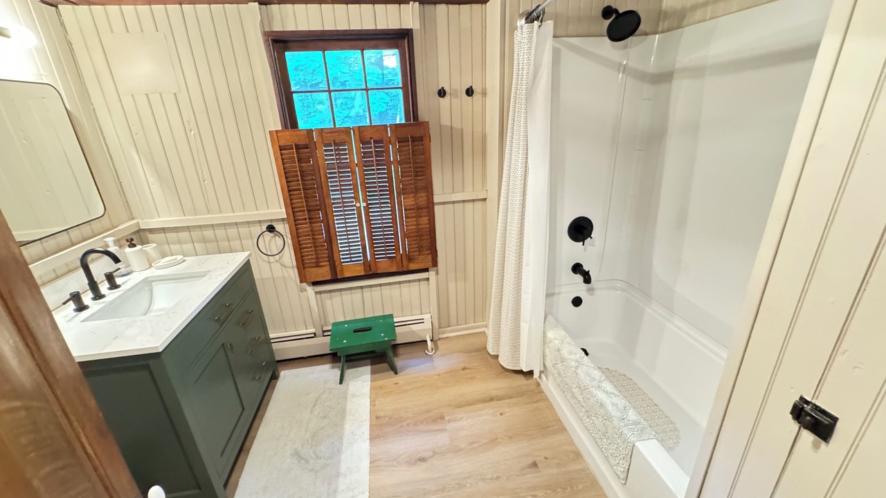 Photo of Bathroom in Mount Gretna